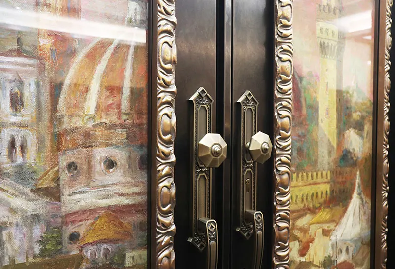 H4 Florence Luxury Door Details