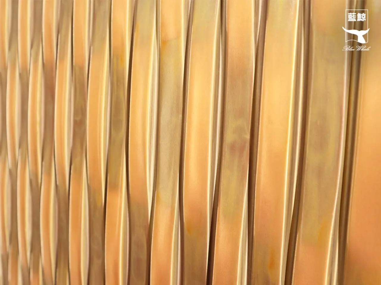 H4 Lake Waves Luxury Door Detail